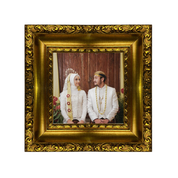 Pigura Motif Ukir 8cm