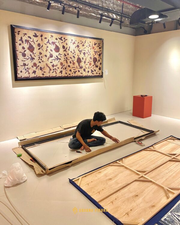 Custom Frame Kain Batik Laras Art Space